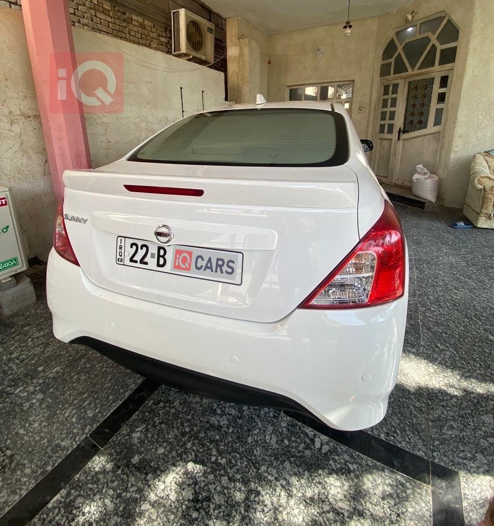 نيسان صني